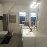 Lägenhet Wolnosci
